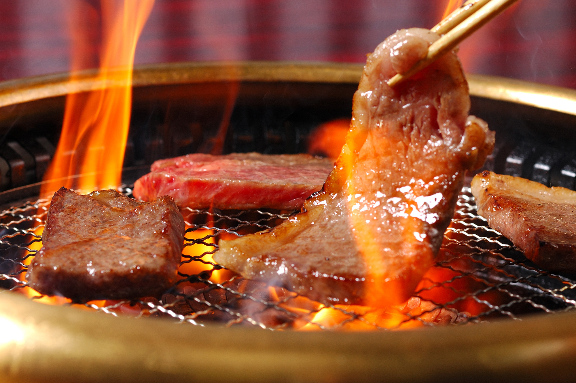 家での焼肉はにおいが気になる 対策と消臭方法を解説 肉贈
